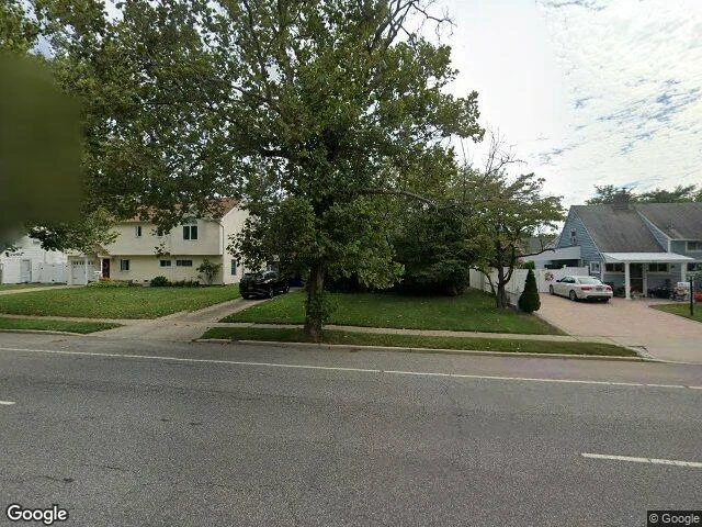 House image located at Levittown, NY 11756