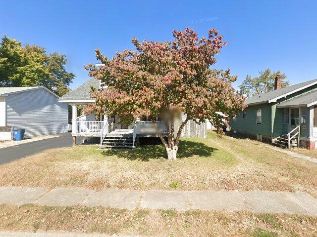 House image located at South Bend, IN 46614