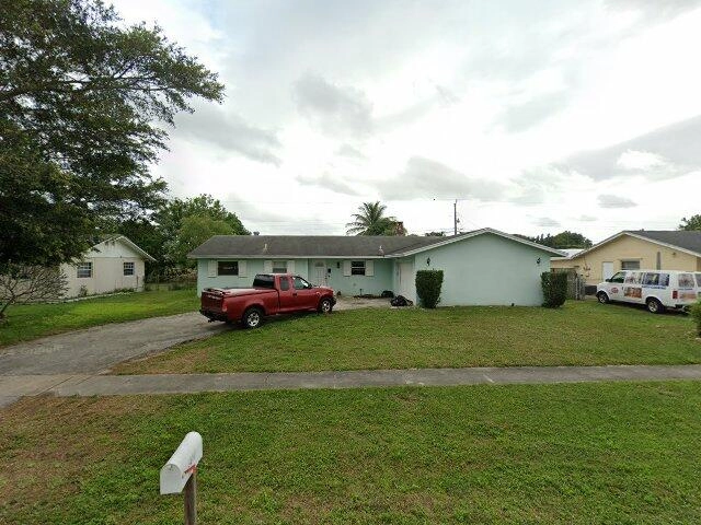 House image located at West Palm Beach, FL 33417