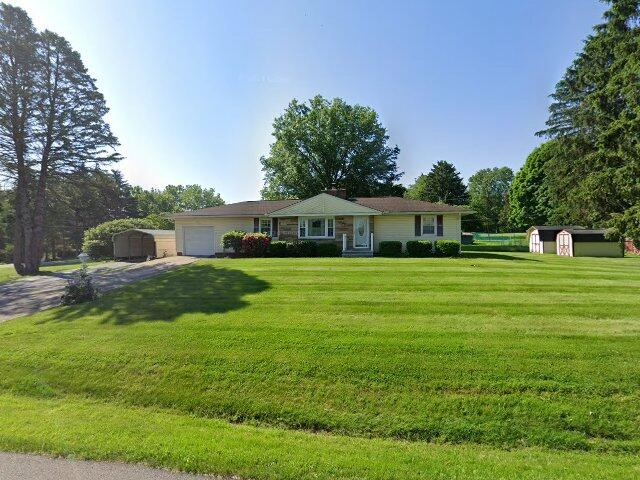 House image located at Akron, OH 44321