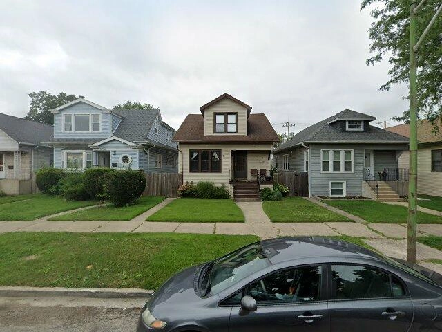 House image located at Chicago, IL 60646