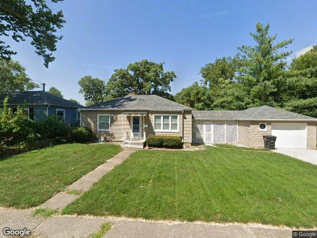 House image located at Rock Island, IL 61201