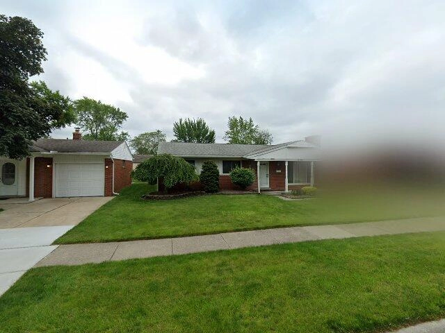 House image located at Riverview, MI 48193