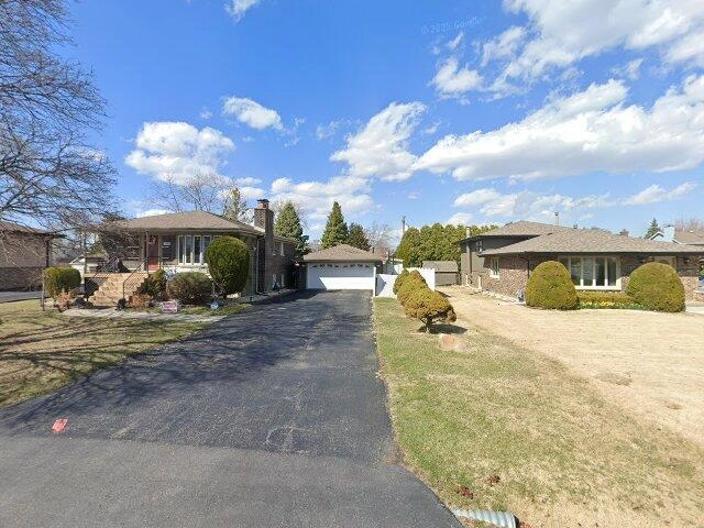 House image located at Palos Hills, IL 60465