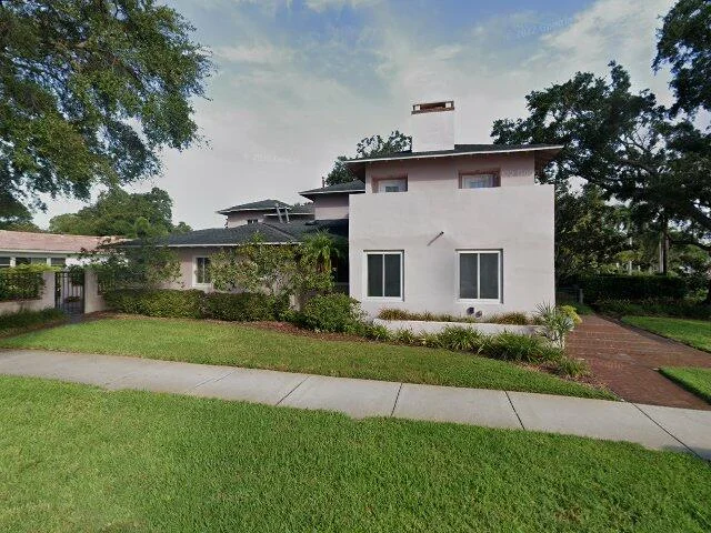 House image located at Saint Petersburg, FL 33704