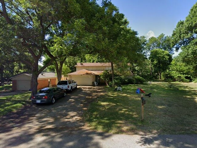 House image located at Duncanville, TX 75137