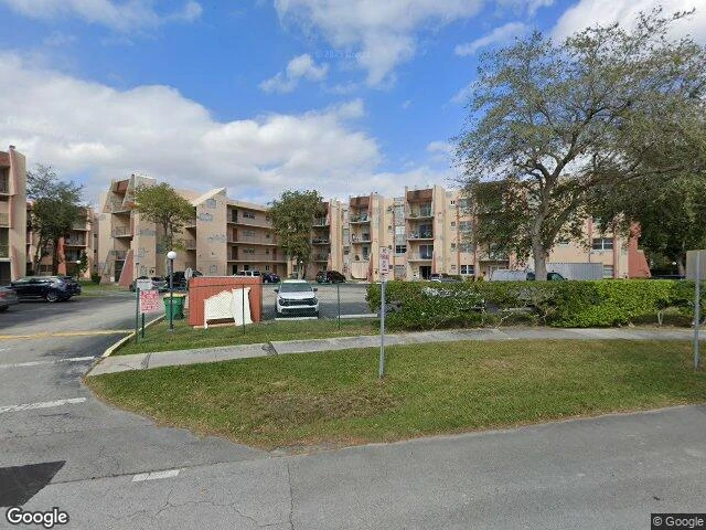 House image located at Miami, FL 33183