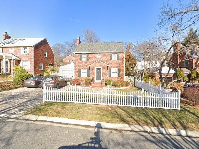 House image located at Bethesda, MD 20814