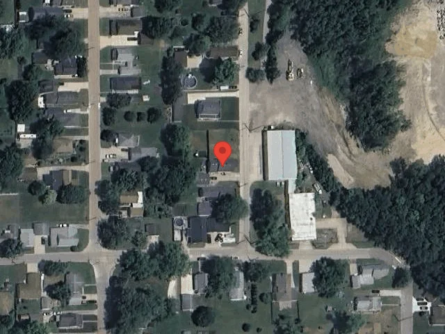 House image located at La Salle, IL 61301