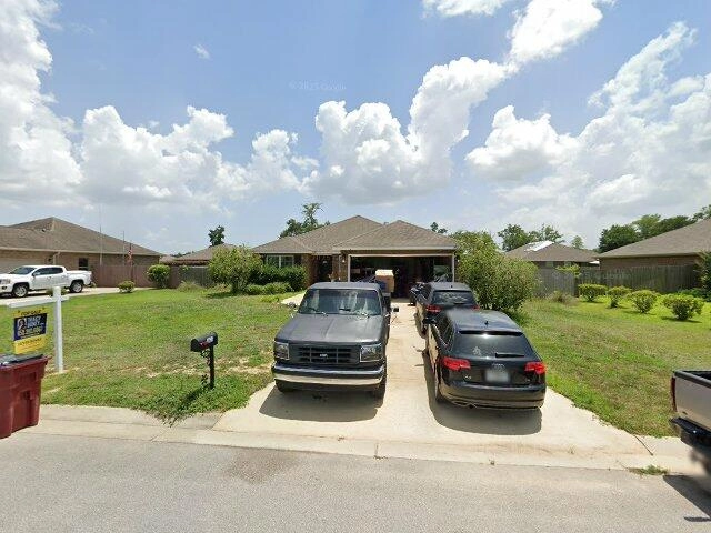 House image located at Milton, FL 32571