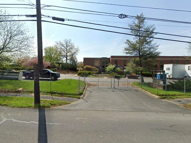 House image located at Manchester, IA 52057