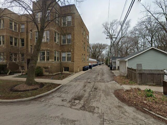 House image located at Rockford, IL 61101