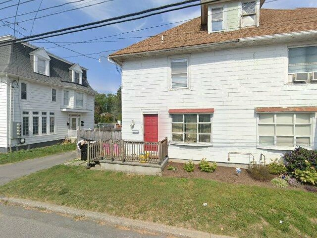 House image located at Manheim, PA 17545