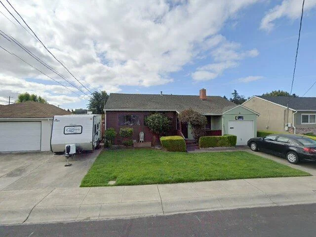 House image located at San Lorenzo, CA 94580