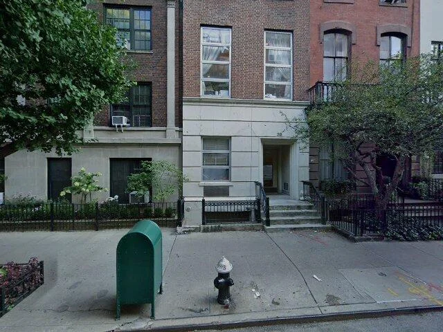House image located at New York, NY 10011