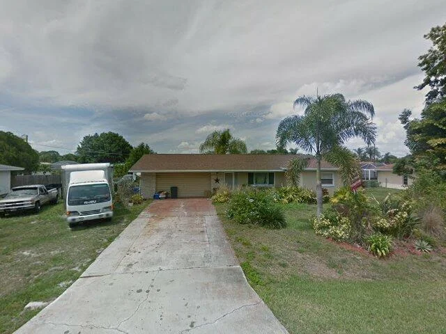 House image located at Fort Myers, FL 33905