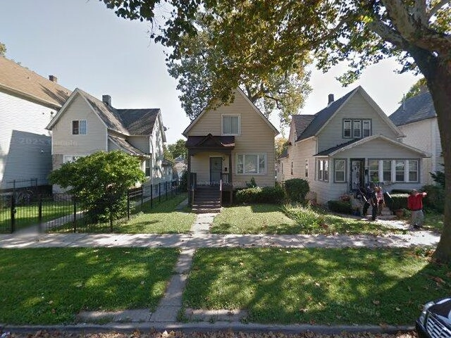 House image located at Chicago, IL 60620