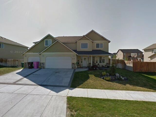 House image located at Kennewick, WA 99338