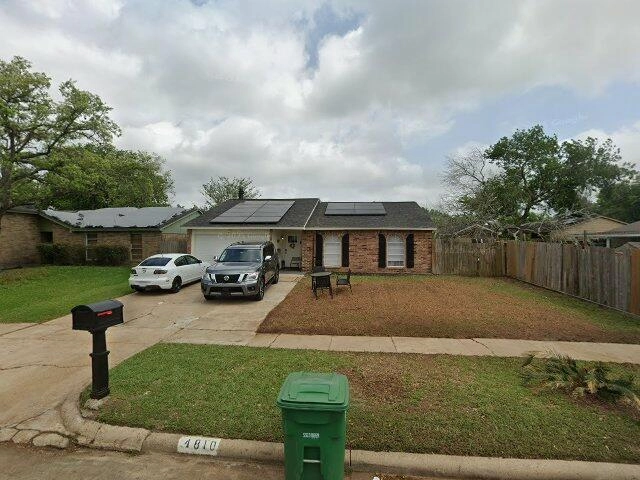 House image located at Houston, TX 77053