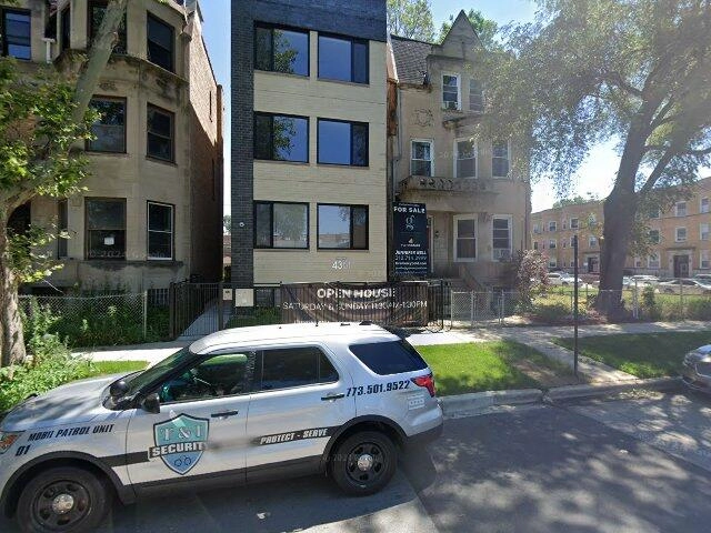 House image located at Chicago, IL 60653