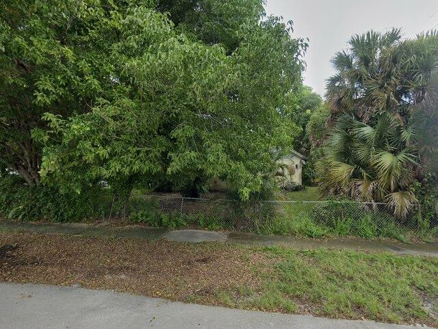 House image located at Opa Locka, FL 33055