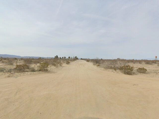 House image located at Palmdale, CA 93550