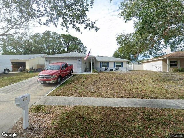House image located at Tarpon Springs, FL 34689