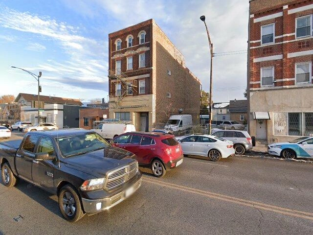 House image located at Chicago, IL 60608