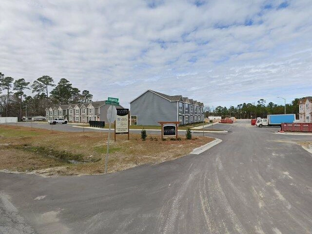 House image located at Hubert, NC 28539