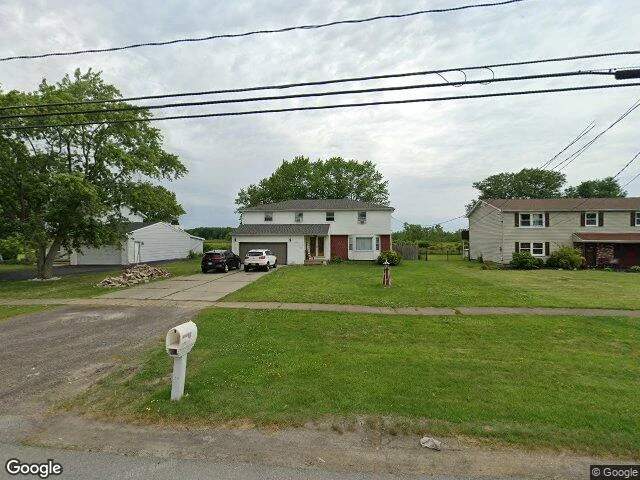 House image located at Grand Island, NY 14072