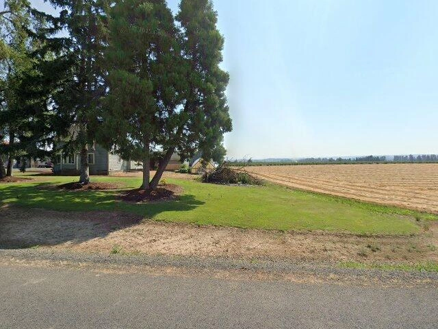 House image located at Silverton, OR 97381