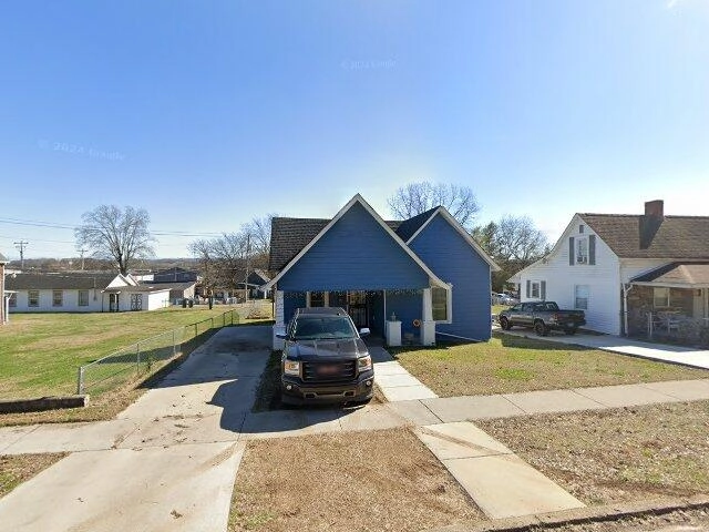 House image located at Crestview, FL 32536