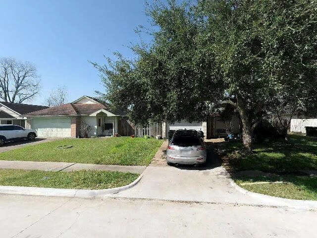 House image located at Sugar Land, TX 77498