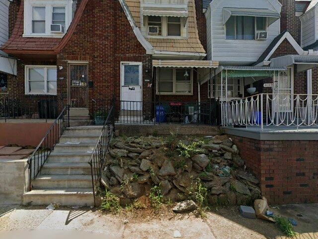 House image located at Philadelphia, PA 19124