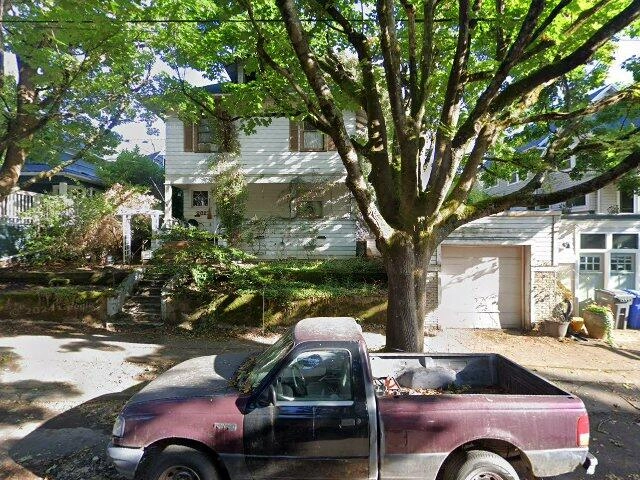 House image located at Portland, OR 97232