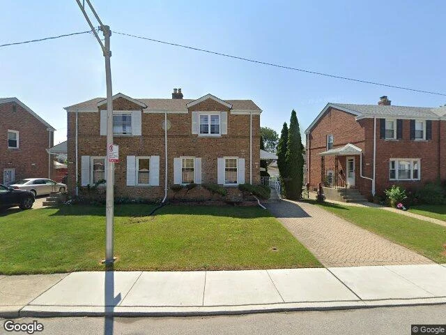 House image located at Chicago, IL 60656