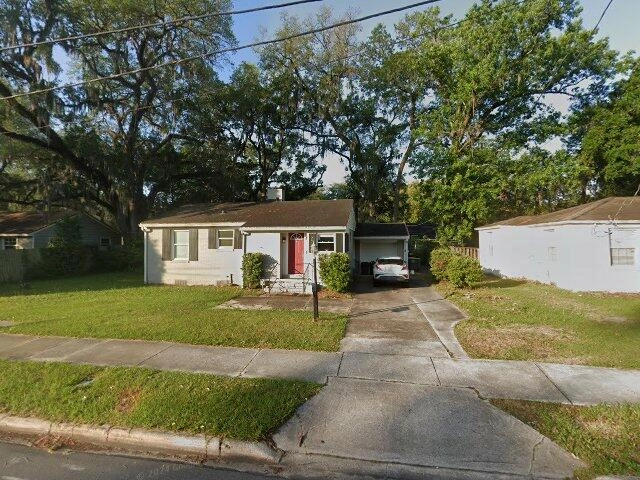 House image located at Jacksonville, FL 32207