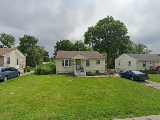 House image located at Independence, MO 64052