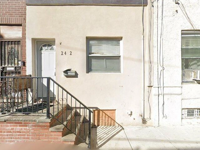House image located at Philadelphia, PA 19148