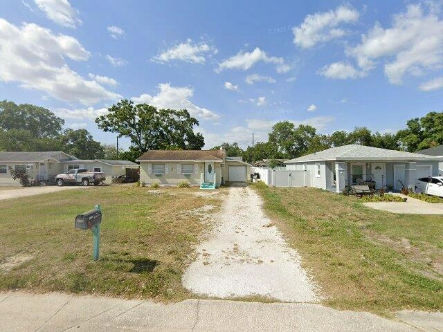 House image located at Saint Petersburg, FL 33714