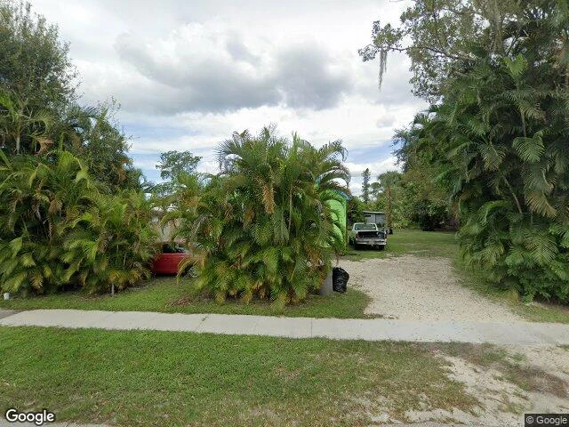 House image located at Fort Myers, FL 33905