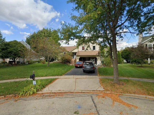 House image located at Dundee, IL 60118