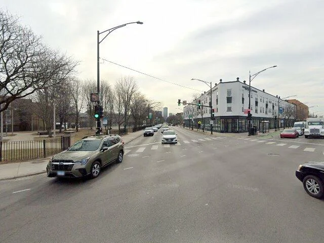 House image located at Chicago, IL 60660