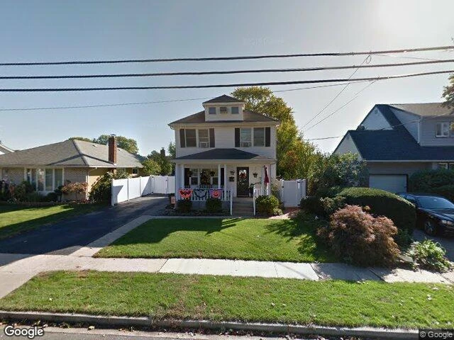 House image located at Farmingdale, NY 11735
