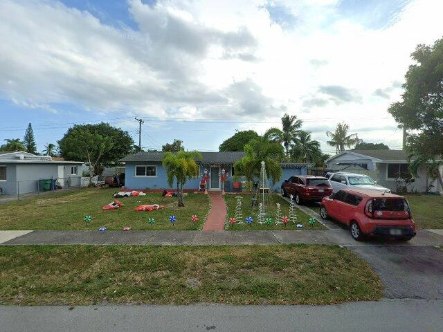 House image located at Miami, FL 33169
