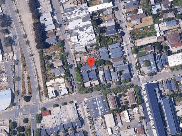 House image located at Emeryville, CA 94608