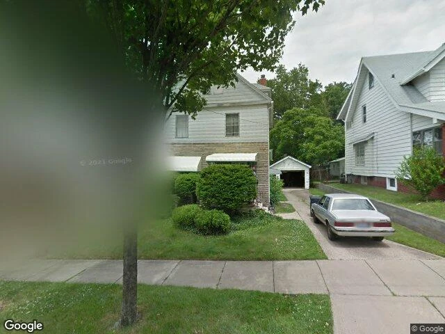 House image located at Akron, OH 44314