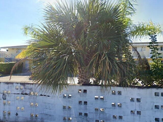 House image located at West Palm Beach, FL 33403