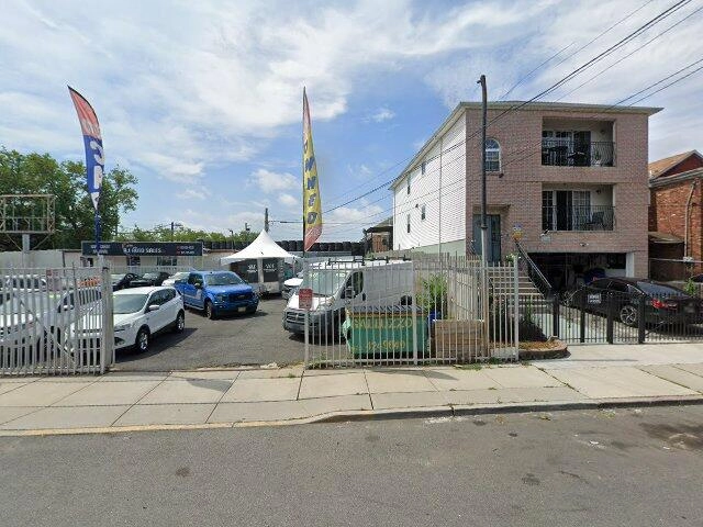 House image located at Newark, NJ 07102