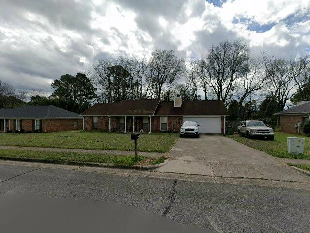 House image located at Huntsville, AL 35810